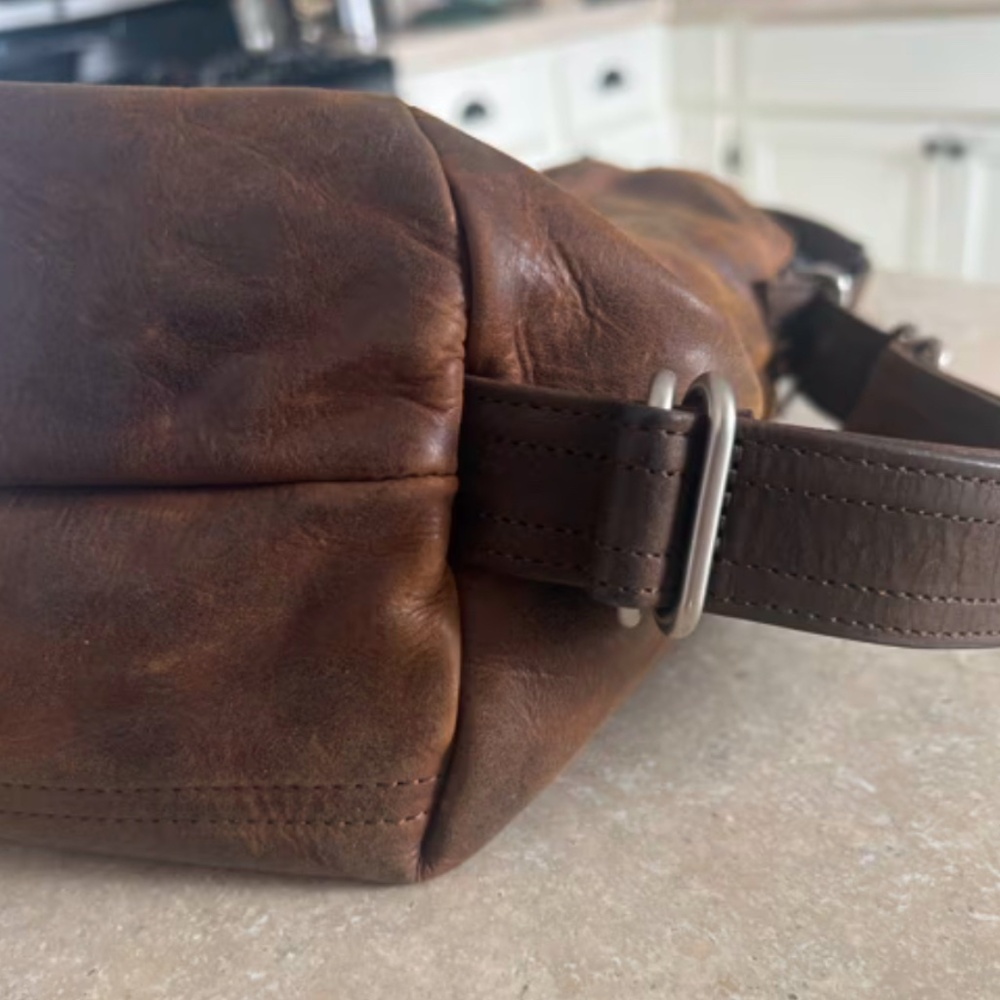 Rough & Tumble Rustic Pecan Open Pocket Borough with Orange & White Lining Bag - Picture 5 of 10